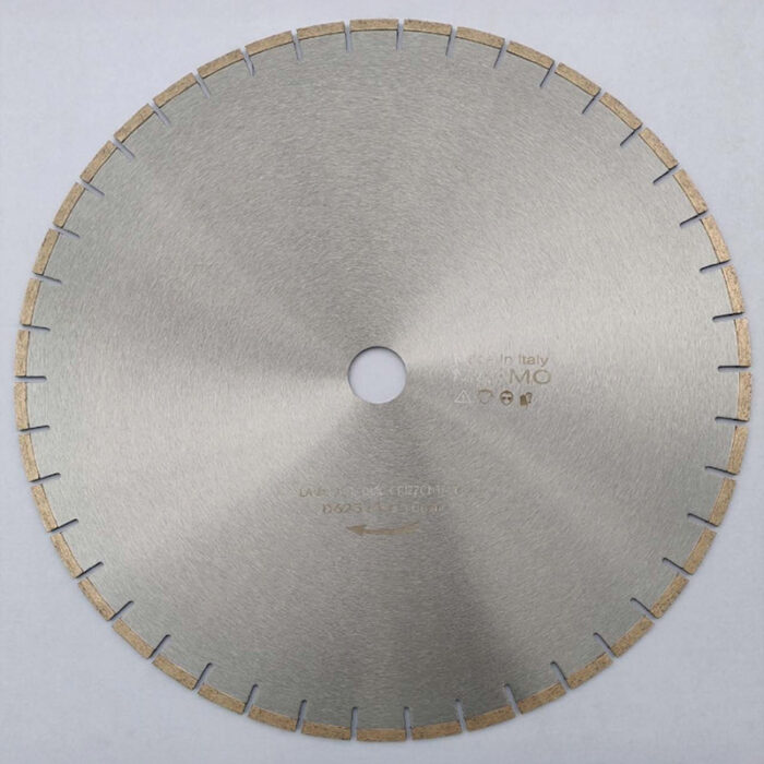 Diamond saw blade for marble, Horizontal cutting  Diameter 625mm, Inner hale 50mm  Segment size 6.5x10mm