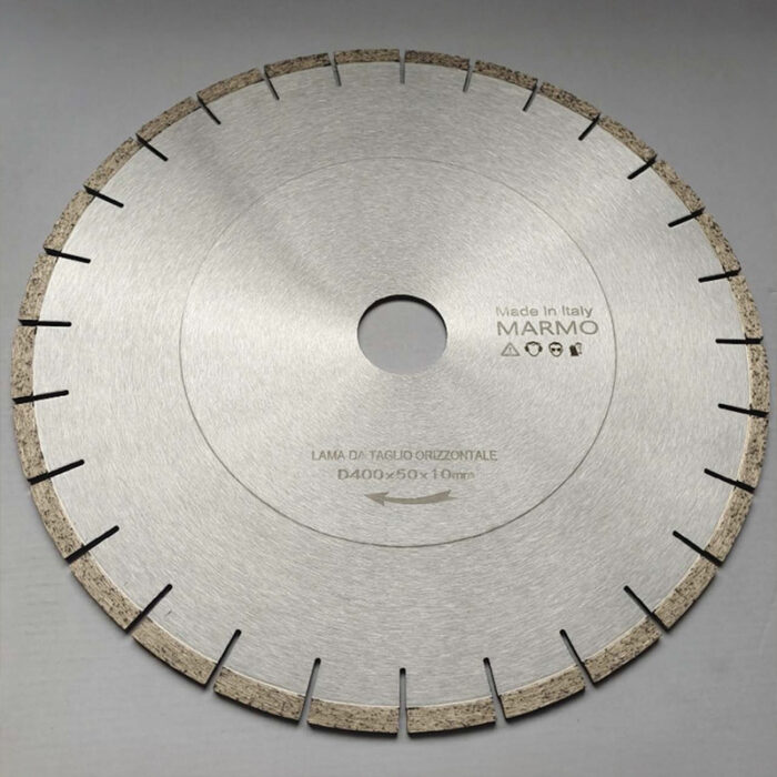 Diamond saw blade for marble, Horizontal cutting  With step body  Diameter 400mm, Inner hole 50mm  Segment size 40x5.5x10mm